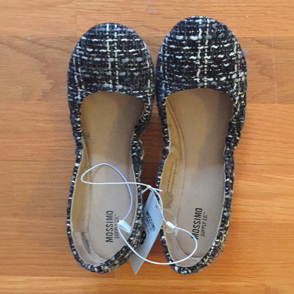 Black and white flats